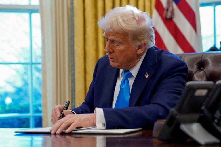 Why is Trump moving nuclear submarines after the dispute with Medvedev?